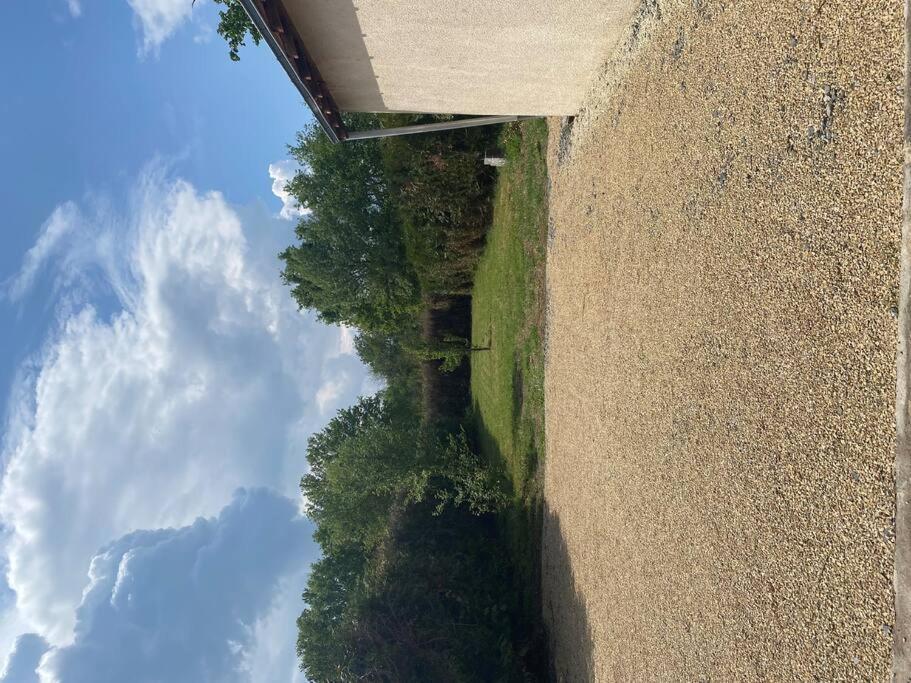 Gite A Louer 70 M2 La Chapelle-sur-Loire Eksteriør bilde